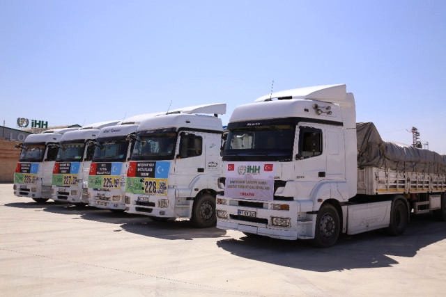 Suriye’ye 3 Ayda 432 Tır Yardım Malzemesi Gönderildi