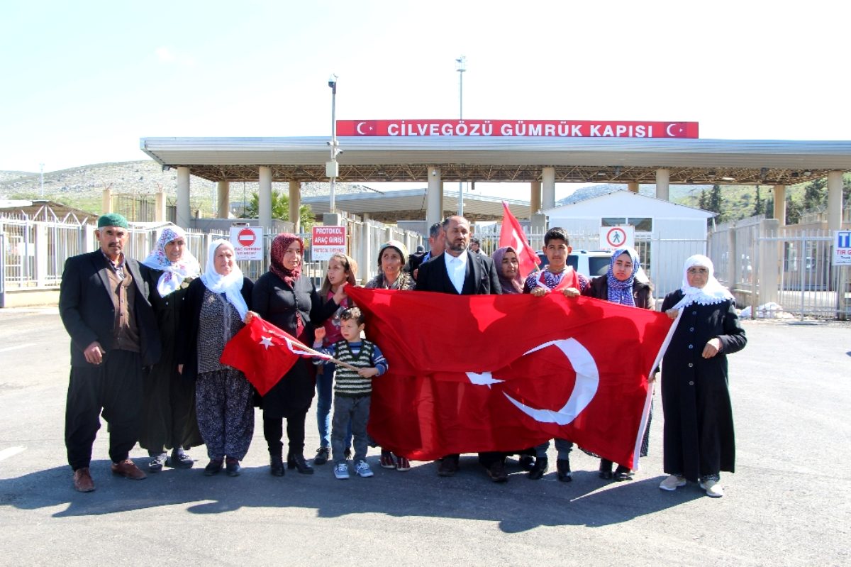 Sınırda Mehmetçiğe destek