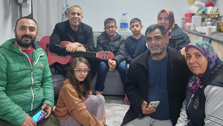 Haluk Levent, yeni yılı depremzedelerle karşıladı