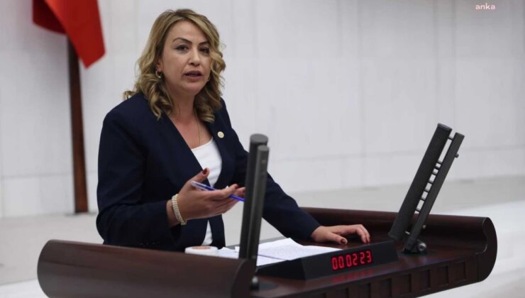 Hatay’da çiftçiler ekonomik zahmetlerle uğraş ediyor