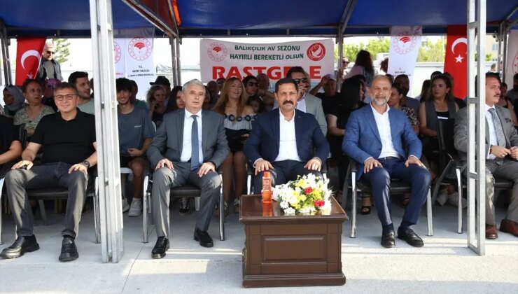 Hatay’da Balıkçılar Yeni Döneme Açılış Merasimiyle Merhaba Dedi