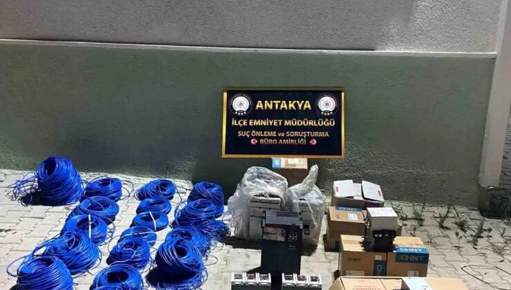 Hatay’da Hırsızlık Şüphelileri 2,5 Milyon TL’lik Elektrik Materyaliyle Yakalandı