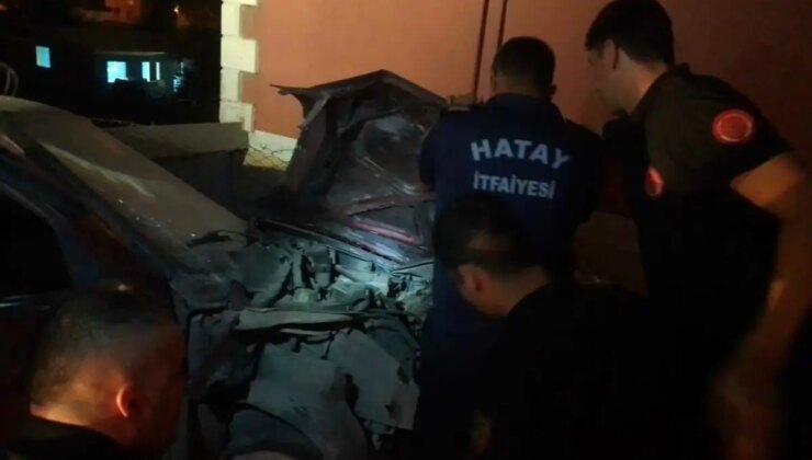 Hatay’da TOFAŞ Kazası: Şoför İtfaiye Grupları Tarafından Kurtarıldı