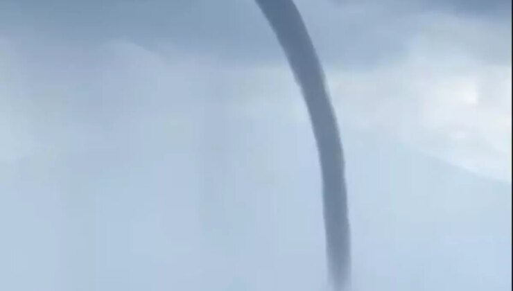 Hatay’da Yağış Sonrası Denizde Hortum Görüntülendi