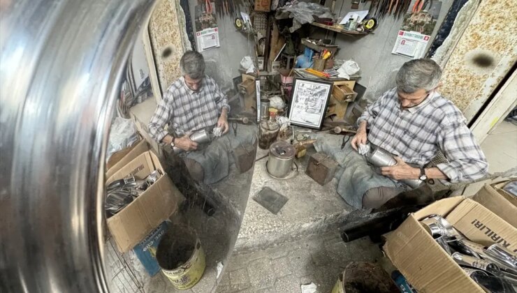 Mustafa Gürler: 70 Yıldır Tenekecilik Mesleğini Yaşatıyor