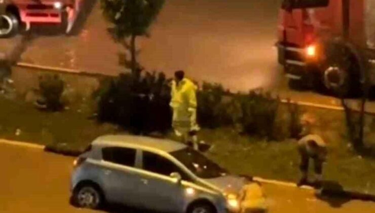 Hatay’da çok yağışların tesiriyle, göle dönen yollarda araçlar mahsur kaldı