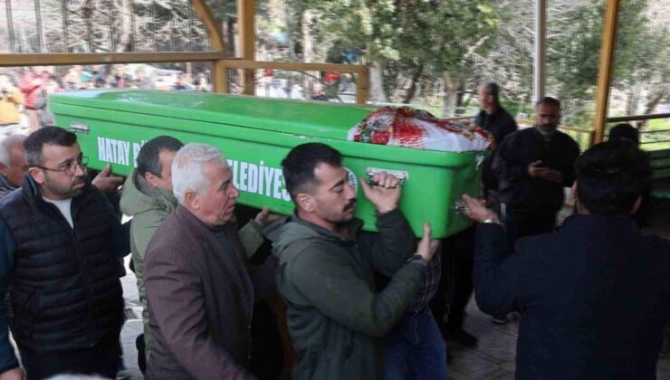 Yürek burkan kazada gebe bayanı 5 ay evvel evlendiği eşinden mevt ayırdı