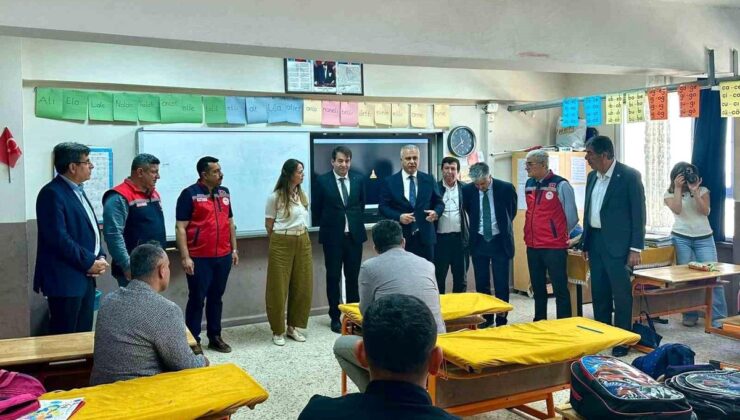 Kırıkhan’da biçerdöver operatörleri eğitiliyor