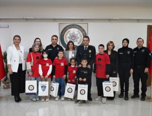 Polis Haftası’nda manalı buluşma: Çocukların yüzü güldü