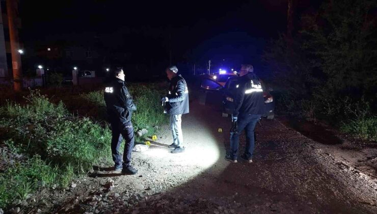 Telefon alışverişinden kalan 24 bin TL alacaklarını almaya giden kardeşler mermilerin amacı oldu