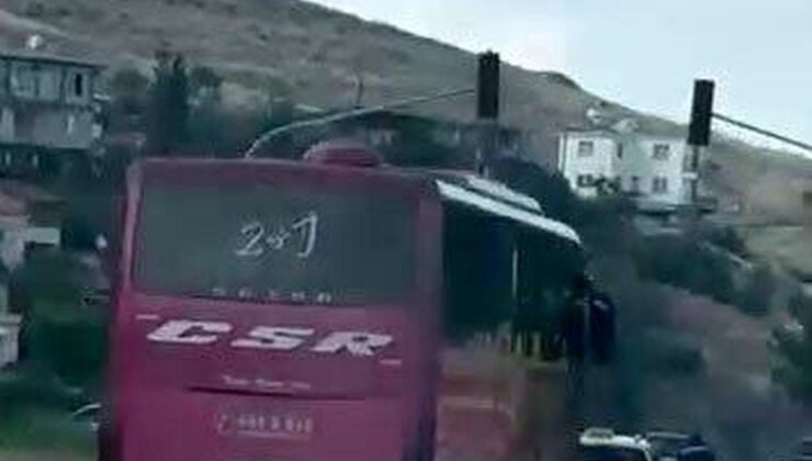 Kornaya basarak arabaları sollayan yolcu otobüsü, hareketleriyle korkuttu