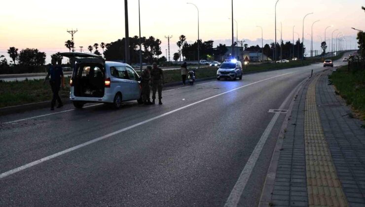 Hatay’da denetimden çıkan motosiklet devrildi: 2 meyyit
