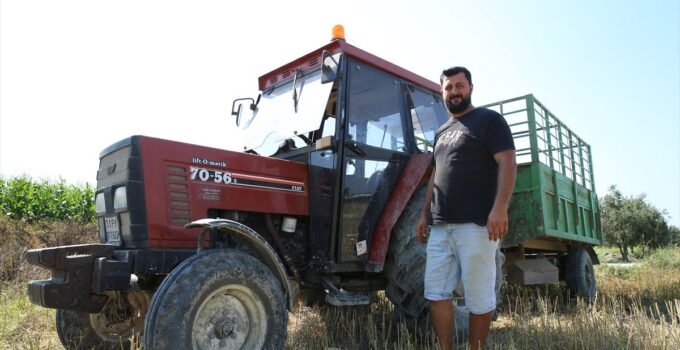 Hayata traktörüyle tutunan depremzede çiftçi, devlet takviyesiyle üretime güç katıyor